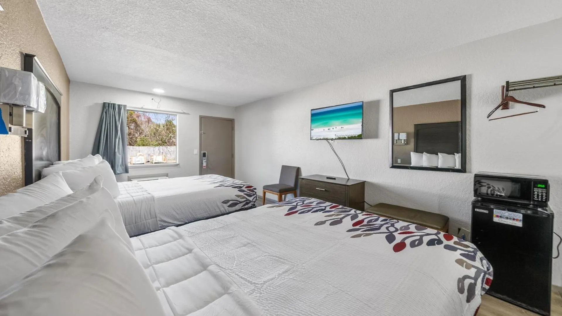 Executive Inn - Panama City Beach Upper Grand Lagoon Motel